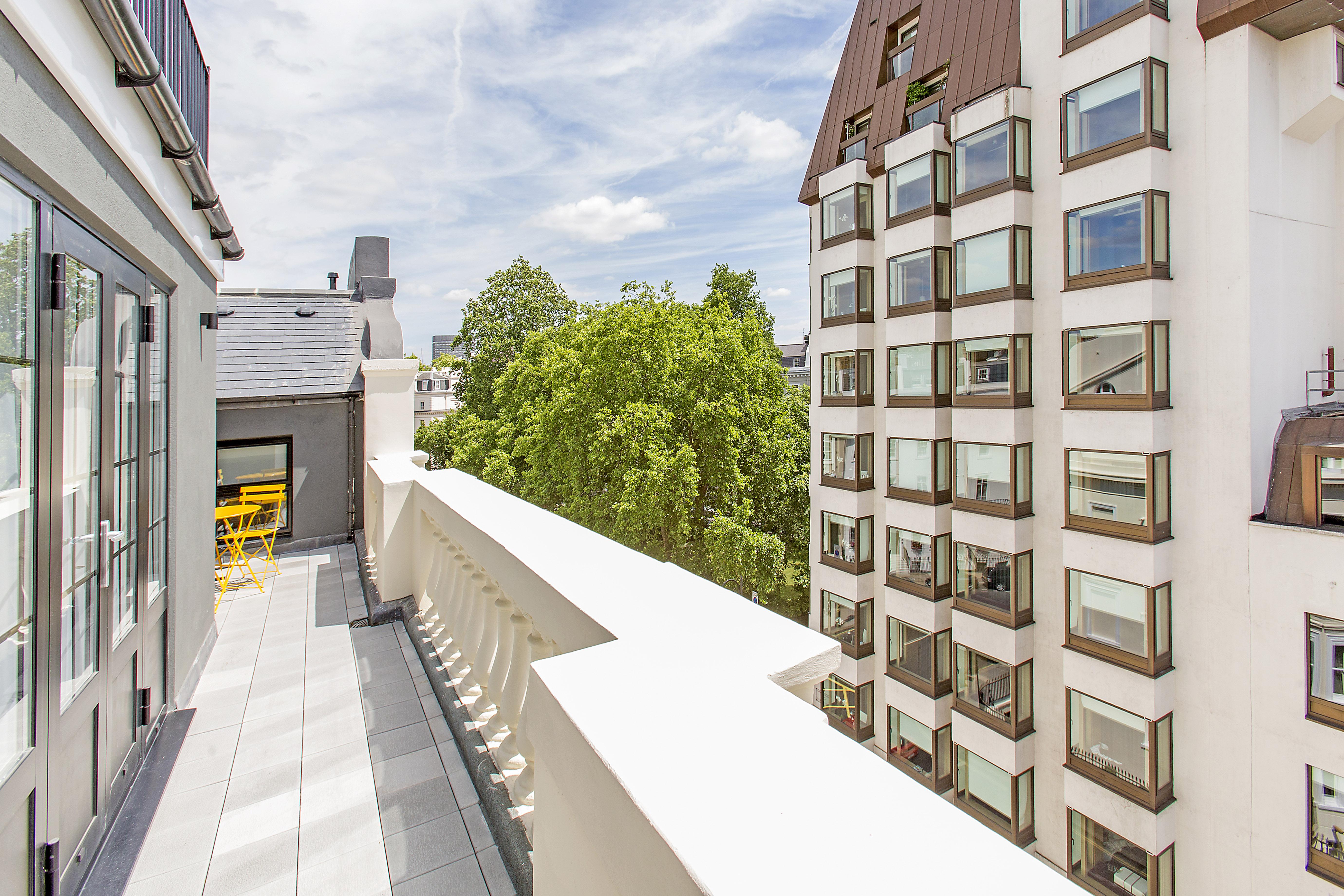 อพาร์ตเมนต์ เชสแฮม คอร์ต Aparthotel ลอนดอน ภายนอก รูปภาพ